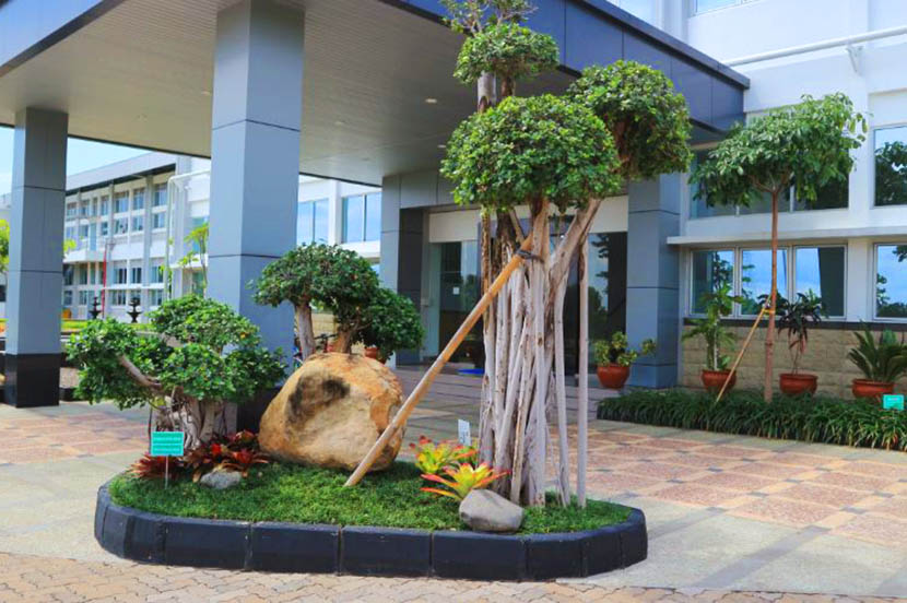 Taman perkantoran dan instansi